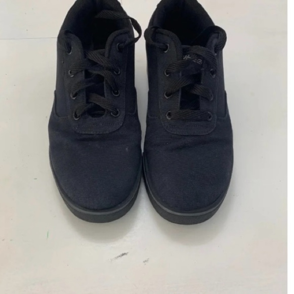 Black Heelys